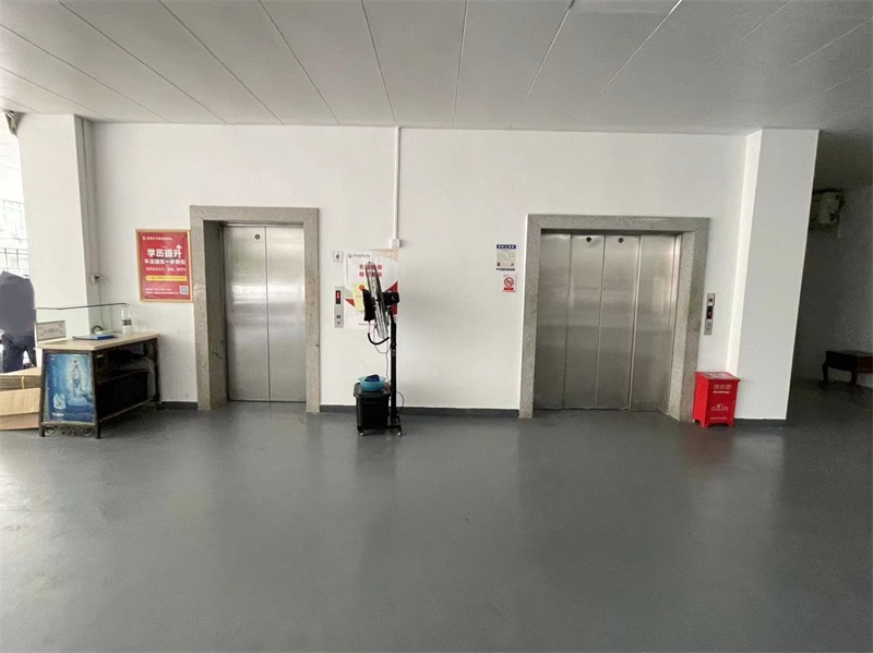 电梯厅